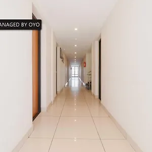 Super Townhouse Edassery Kattappana